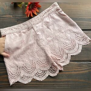 Urban Outfitters ‘Kimchi Blue’ Eyelet Lace Shorts size 8